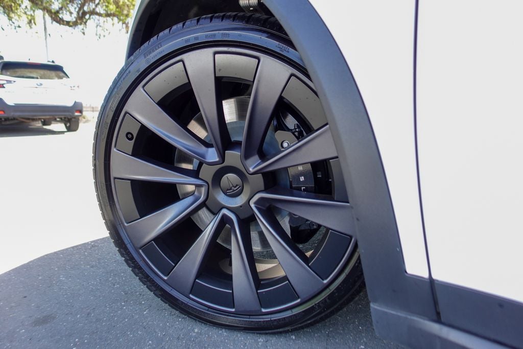 2023 Tesla Model X Standard Range