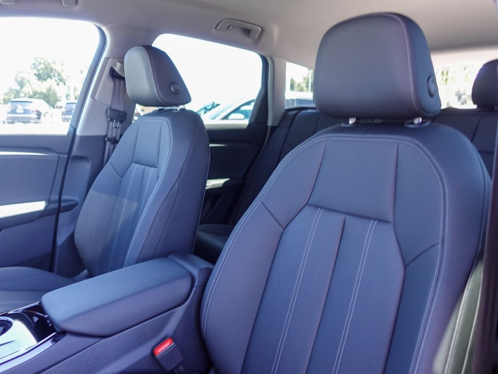 2025 Audi Q6 e-tron Premium