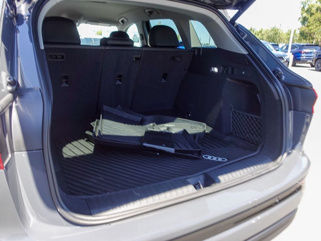 2025 Audi Q6 e-tron Premium
