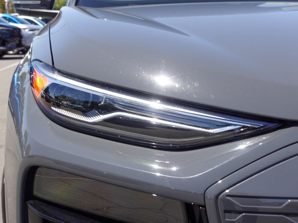 2025 Audi Q6 e-tron Premium