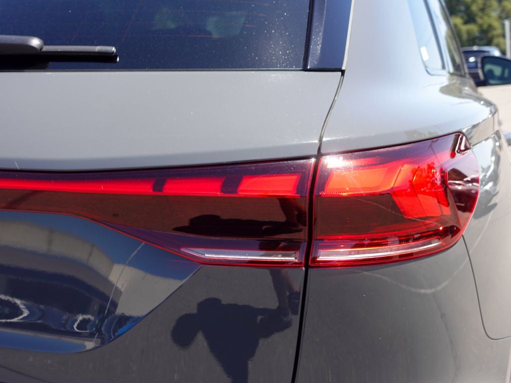 2025 Audi Q6 e-tron Premium