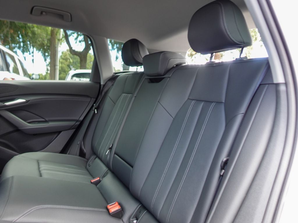 2025 Audi Q6 e-tron Premium quattro