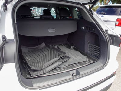 2025 Audi Q6 e-tron Premium quattro