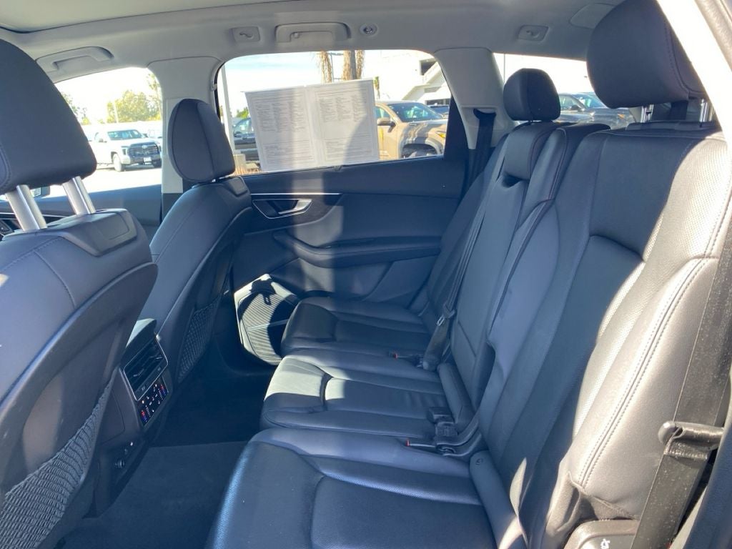 2023 Audi Q7 55 Prestige quattro