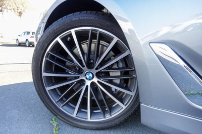 2021 BMW 5 Series 530i