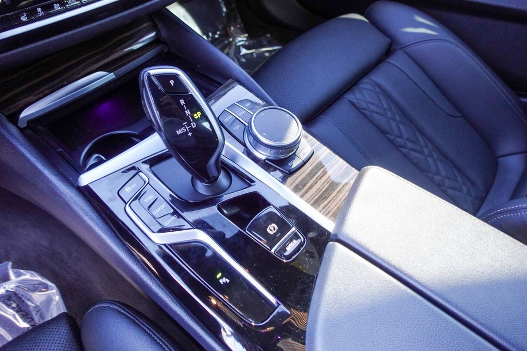 2021 BMW 5 Series 530i