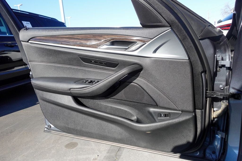 2021 BMW 5 Series 530i