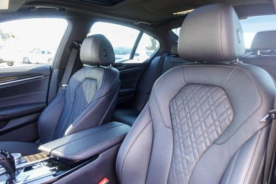 2021 BMW 5 Series 530i