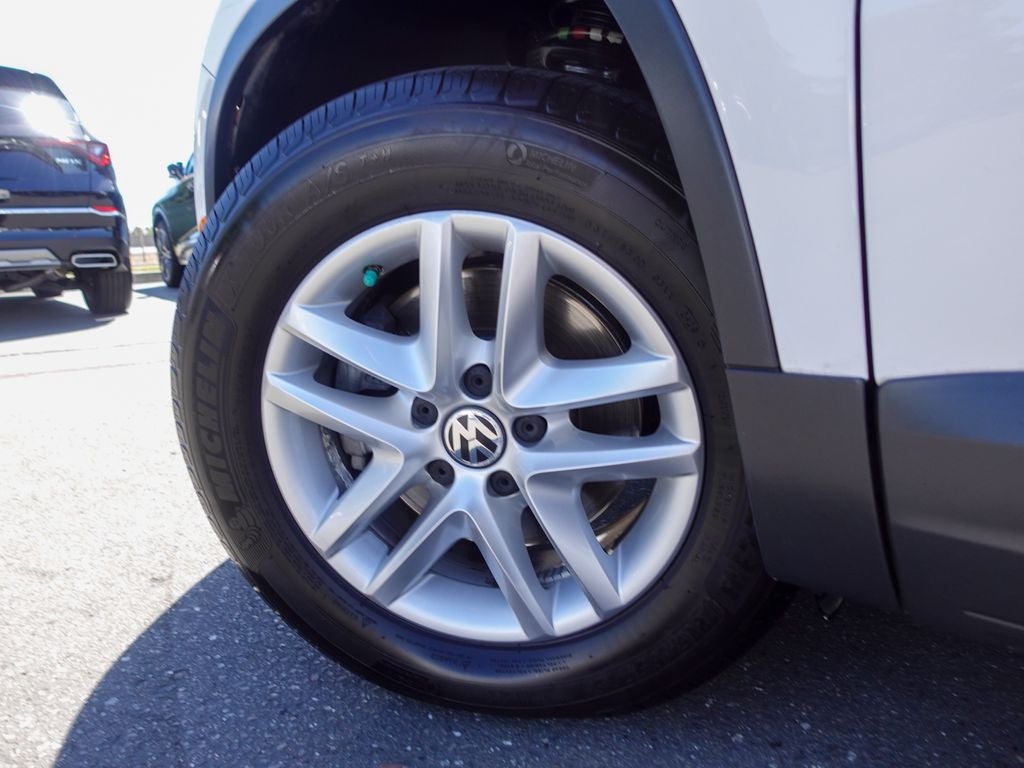 2011 Volkswagen Tiguan S