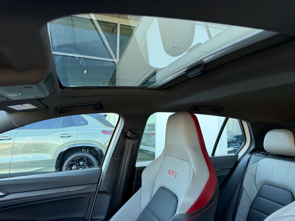 2023 Volkswagen Golf GTI 2.0T SE