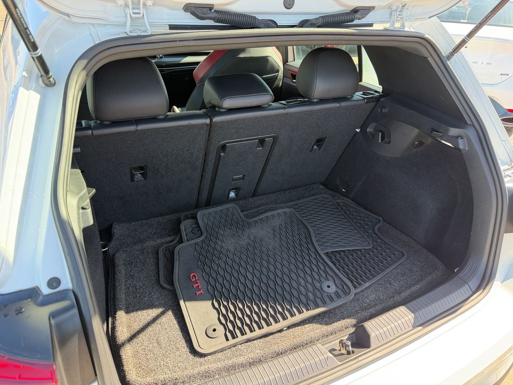 2023 Volkswagen Golf GTI 2.0T SE