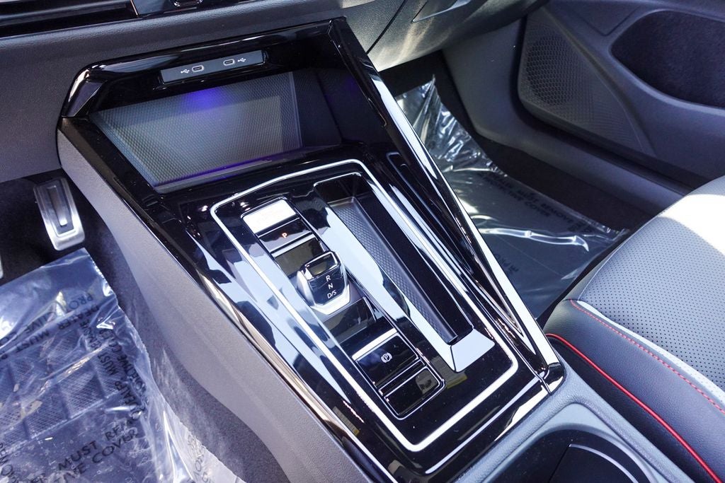 2025 Volkswagen Golf GTI 2.0T SE