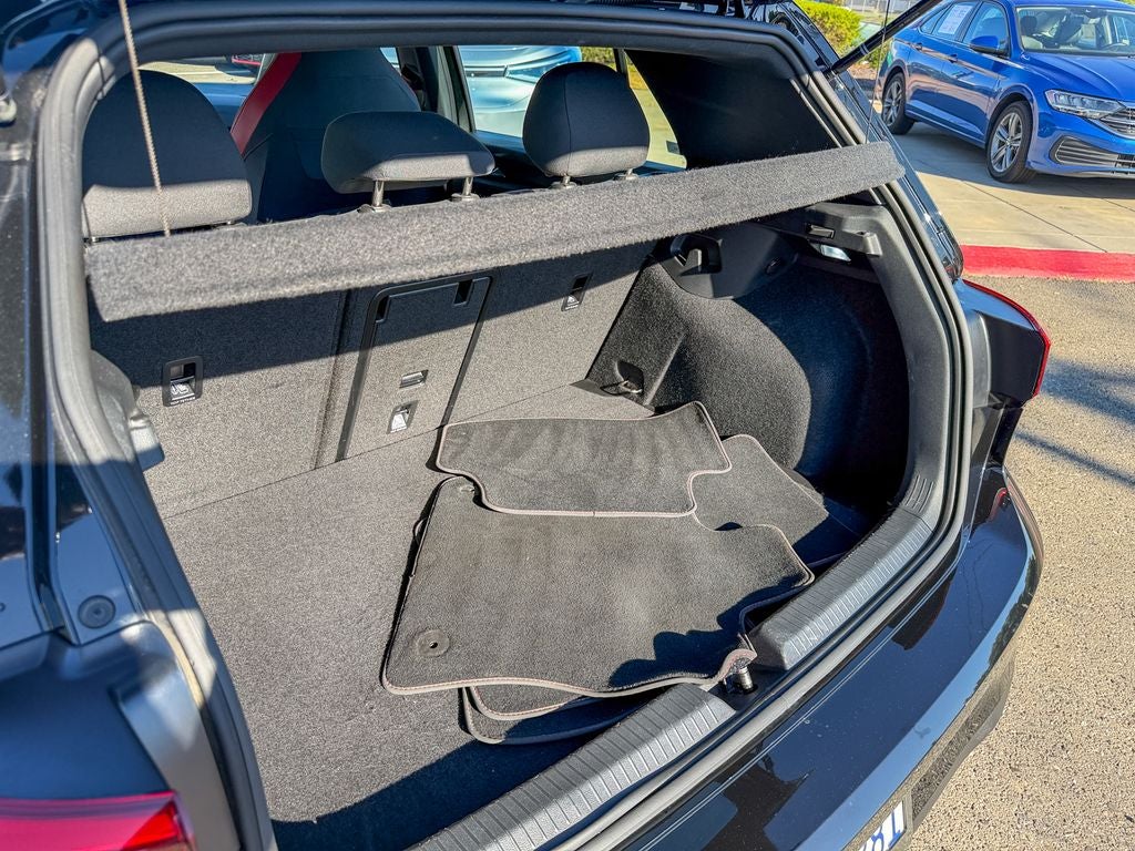 2024 Volkswagen Golf GTI 2.0T S