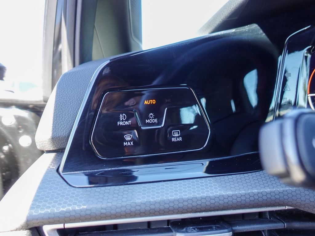 2024 Volkswagen Golf GTI S