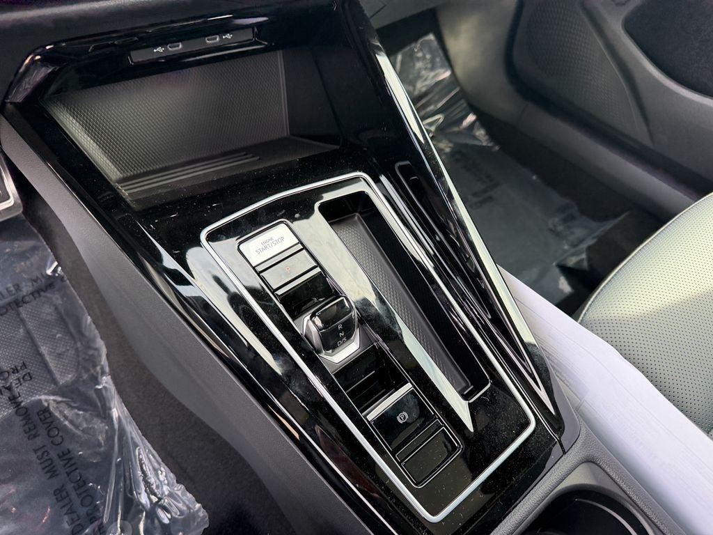 2026 Volkswagen Golf R Base