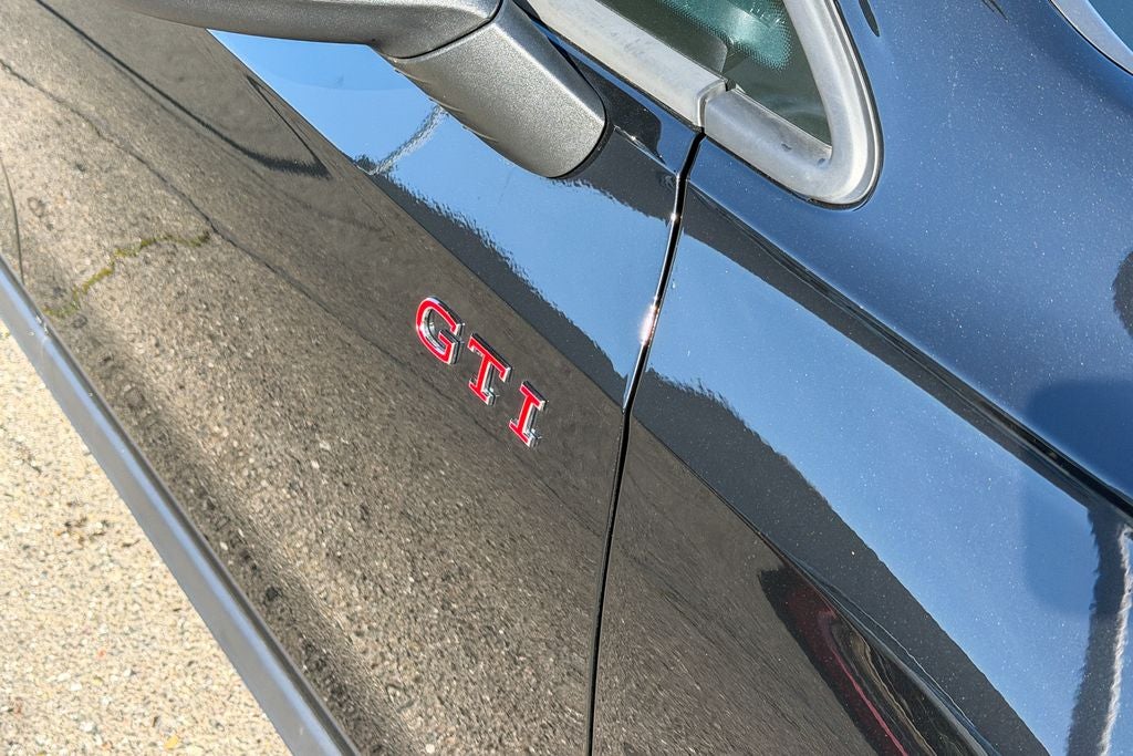 2025 Volkswagen Golf GTI 2.0T SE