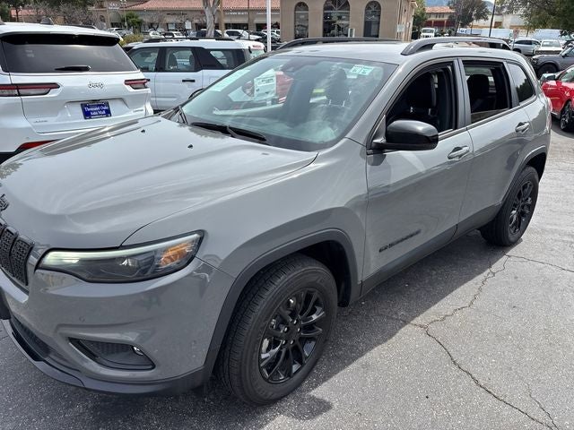 2023 Jeep Cherokee Altitude