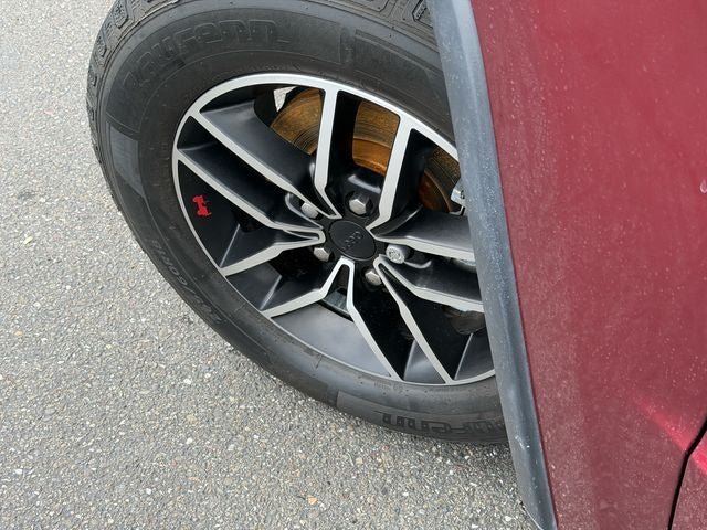 2019 Jeep Grand Cherokee Laredo E