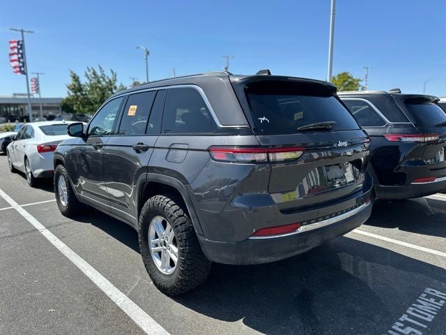 2023 Jeep Grand Cherokee Laredo