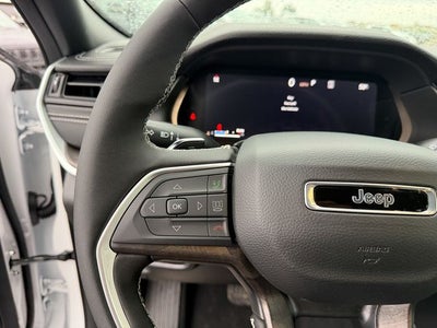 2026 Jeep Grand Cherokee Laredo Altitude