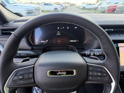 2026 Jeep Grand Cherokee Laredo