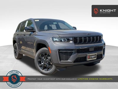 2026 Jeep Grand Cherokee Laredo Altitude