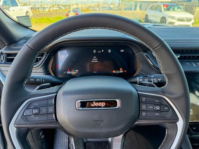 2026 Jeep Grand Cherokee Laredo