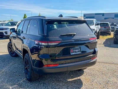 2026 Jeep Grand Cherokee Laredo Altitude