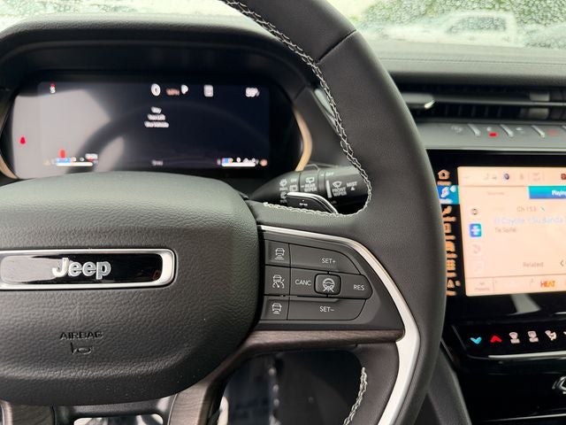 2026 Jeep Grand Cherokee Laredo Altitude