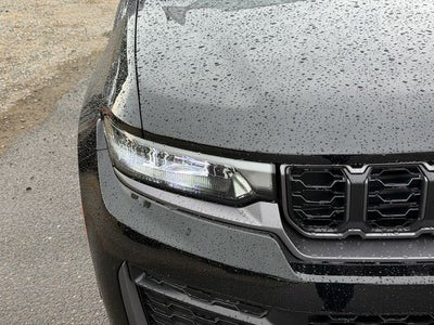 2026 Jeep Grand Cherokee Laredo Altitude