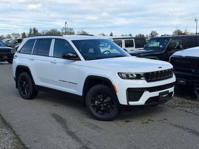 2026 Jeep Grand Cherokee Laredo