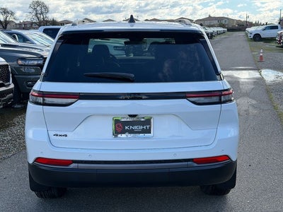 2026 Jeep Grand Cherokee Laredo