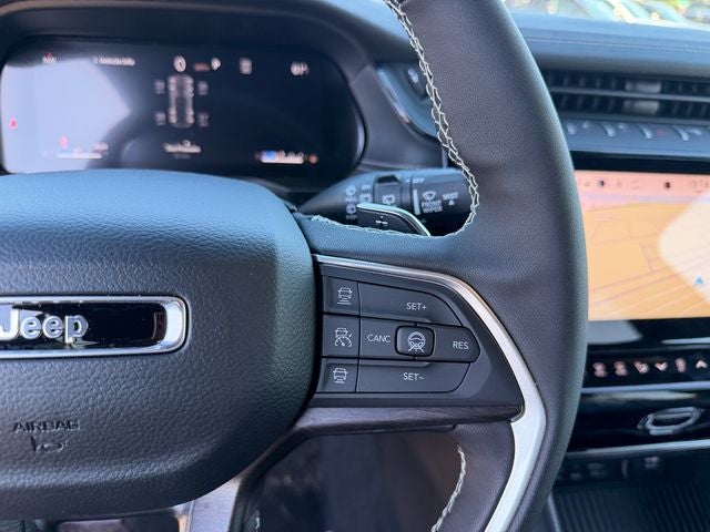 2026 Jeep Grand Cherokee Laredo Altitude