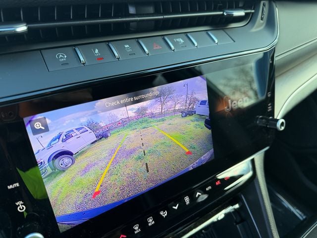 2026 Jeep Grand Cherokee Laredo