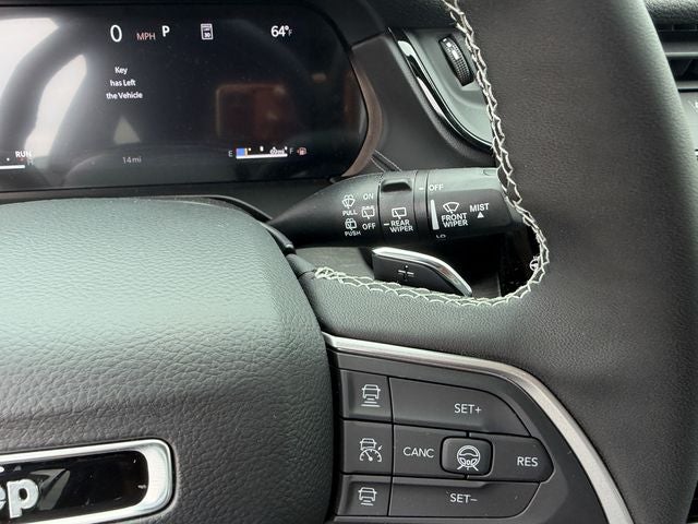 2026 Jeep Grand Cherokee Laredo Altitude