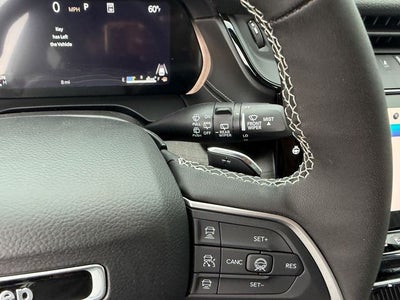 2026 Jeep Grand Cherokee Laredo Altitude
