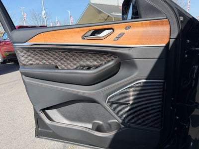 2024 Jeep Grand Cherokee Summit