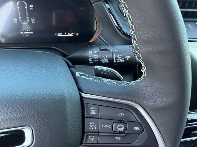 2026 Jeep Grand Cherokee L Laredo