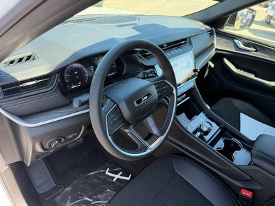 2026 Jeep Grand Cherokee L Laredo Altitude