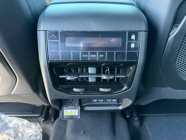2026 Jeep Grand Cherokee L Laredo Altitude