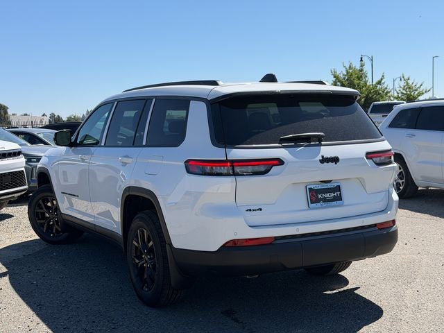 2026 Jeep Grand Cherokee L Laredo Altitude