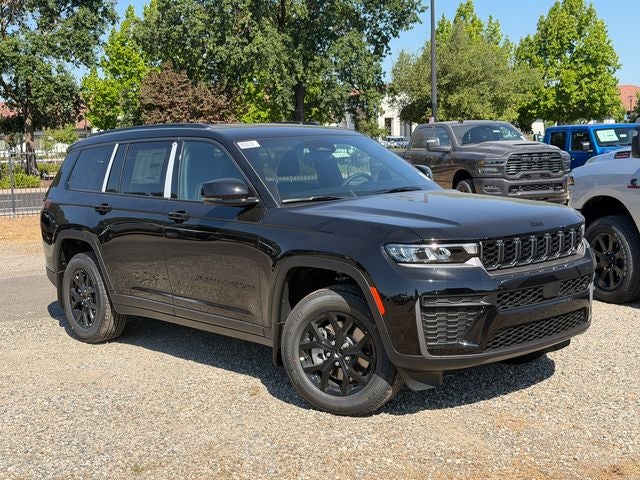 2026 Jeep Grand Cherokee L Laredo