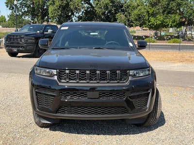 2026 Jeep Grand Cherokee L Laredo
