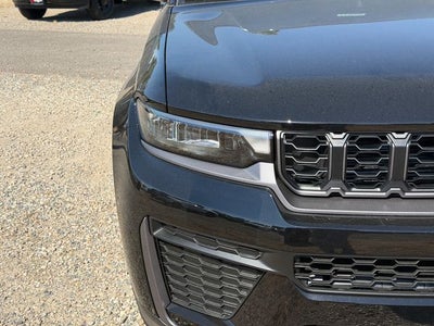 2026 Jeep Grand Cherokee L Laredo