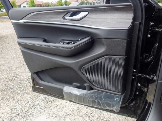 2026 Jeep Grand Cherokee L Altitude