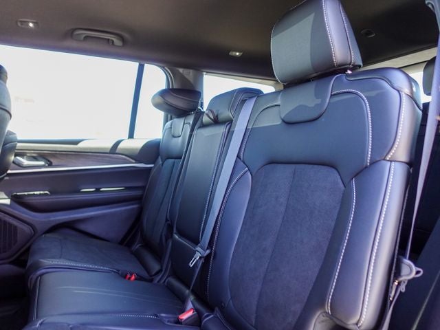 2026 Jeep Grand Cherokee L Altitude