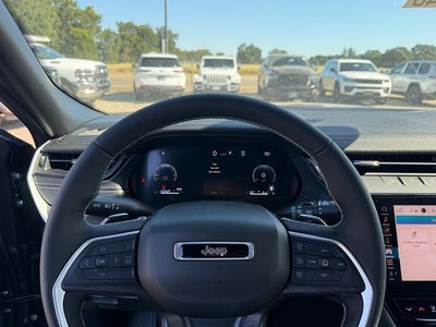 2026 Jeep Grand Cherokee L Laredo