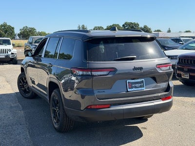2026 Jeep Grand Cherokee L Laredo