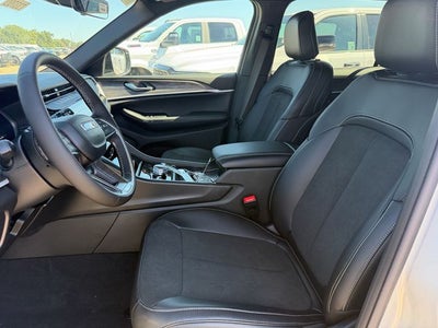 2026 Jeep Grand Cherokee L Altitude
