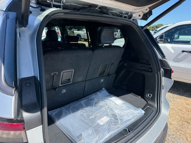 2026 Jeep Grand Cherokee L Altitude